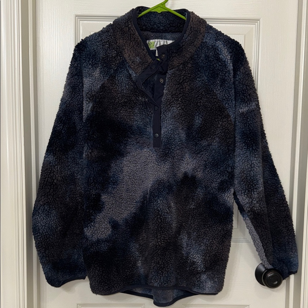 Cozy Dark and Light Blue Sherpa Pullover